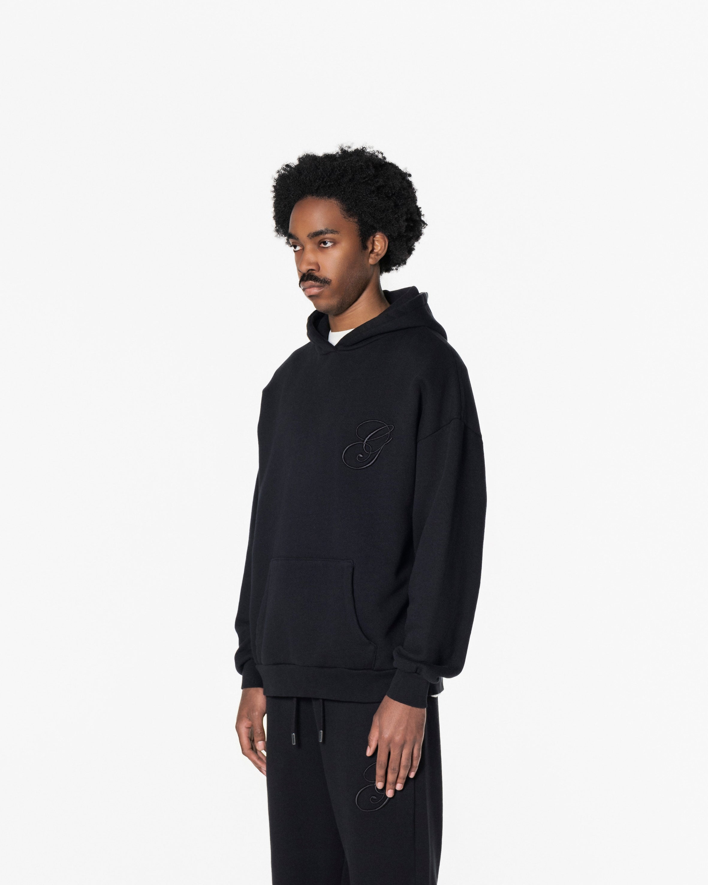 ALL BLACK HOODIE