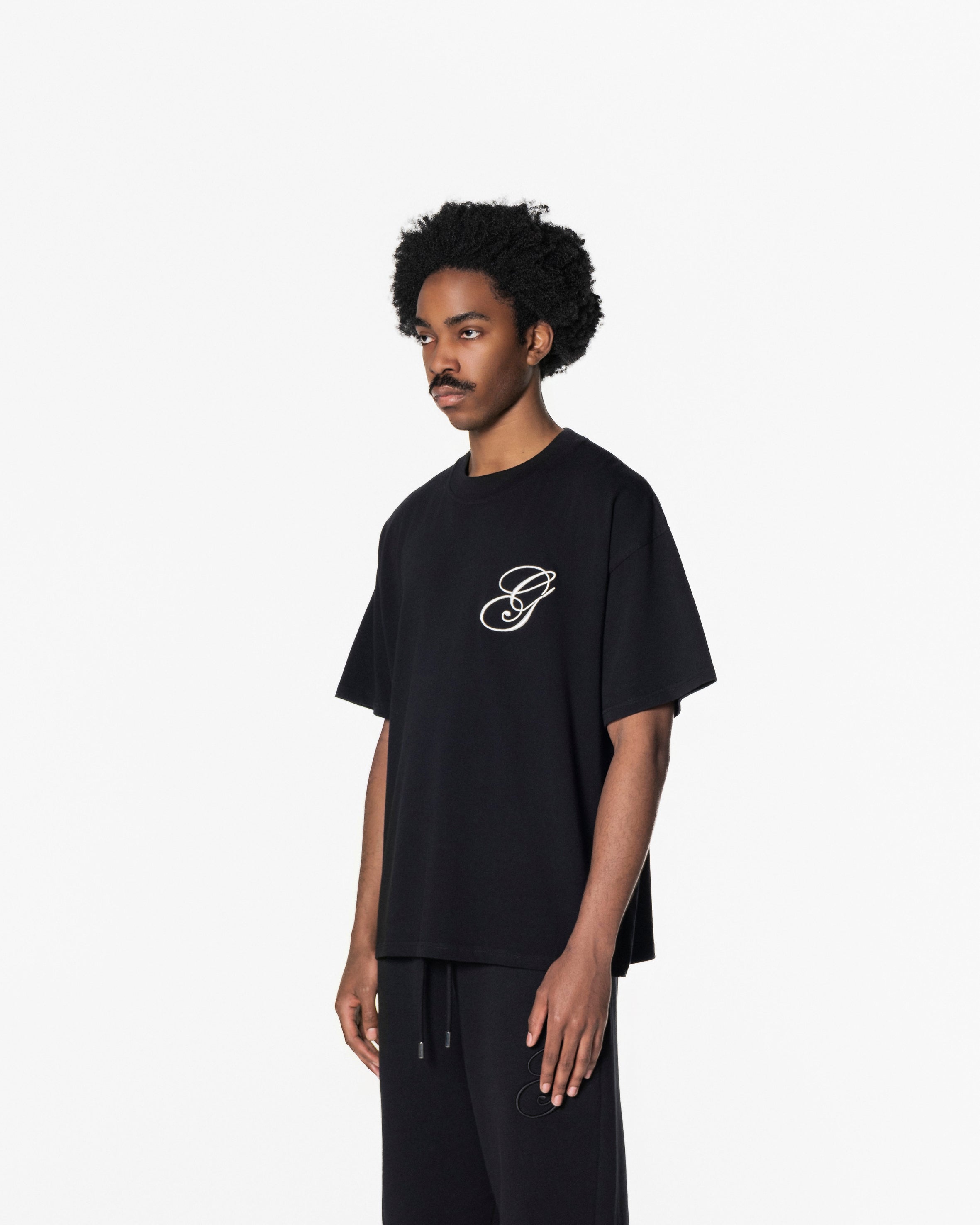 G BLACK T